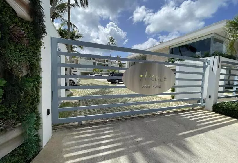Los Peacocks Premier Accommodations