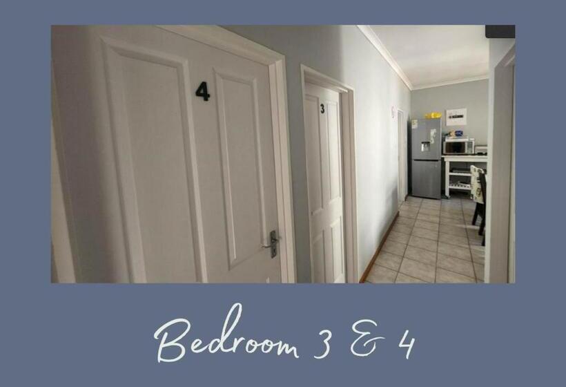 بنسيون Albatross Nest Guesthouse