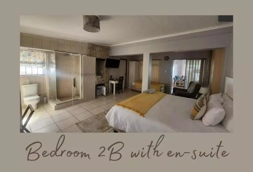 ペンション Albatross Nest Guesthouse