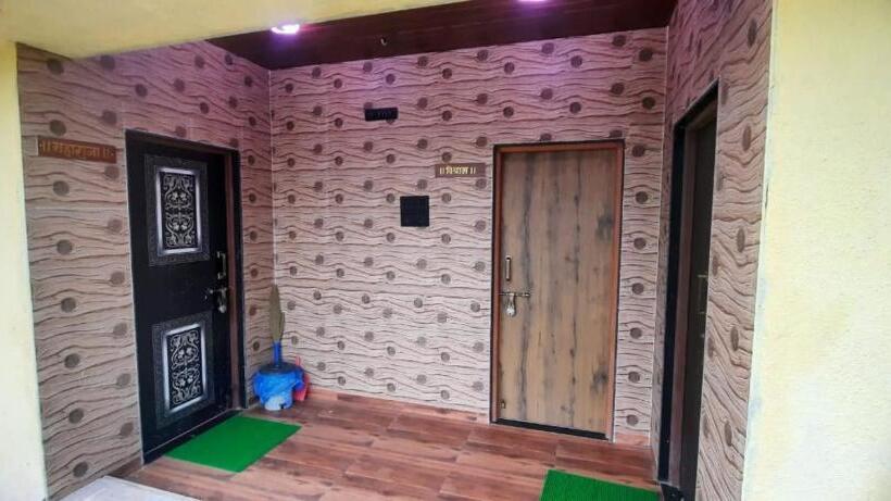 펜션 Gautami Villa