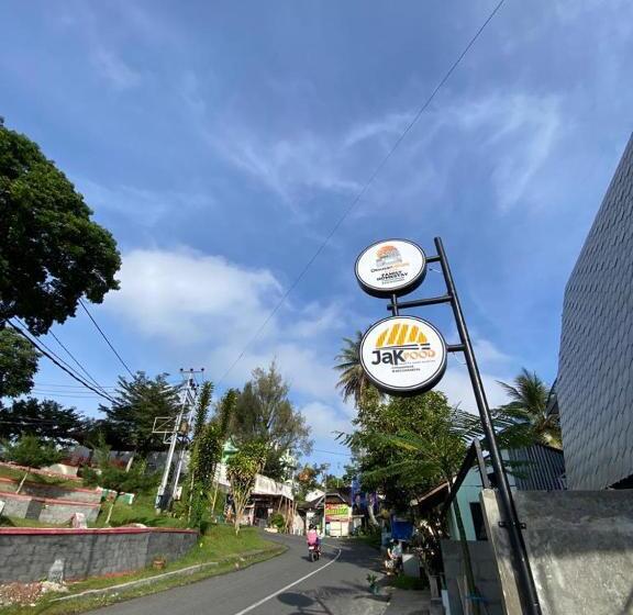 پانسیون Otousan House