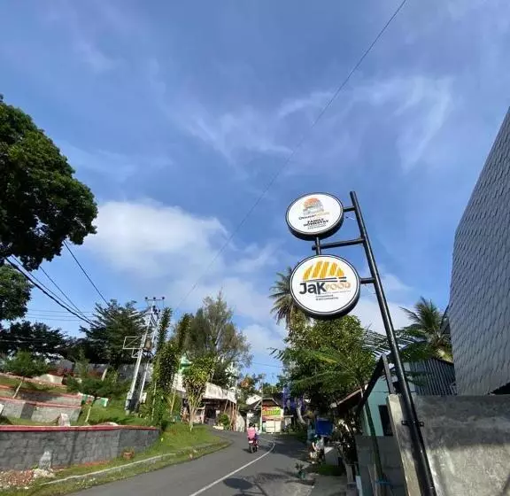 ペンション Otousan House