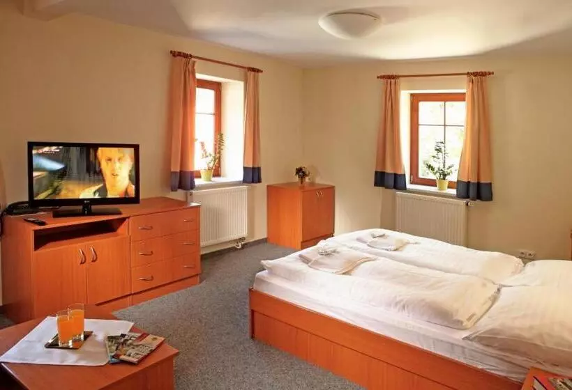 Majatalo Penzion čítkův Mlýn