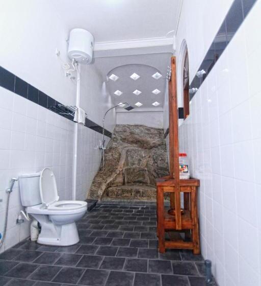 膳宿费 Rockwood Vila