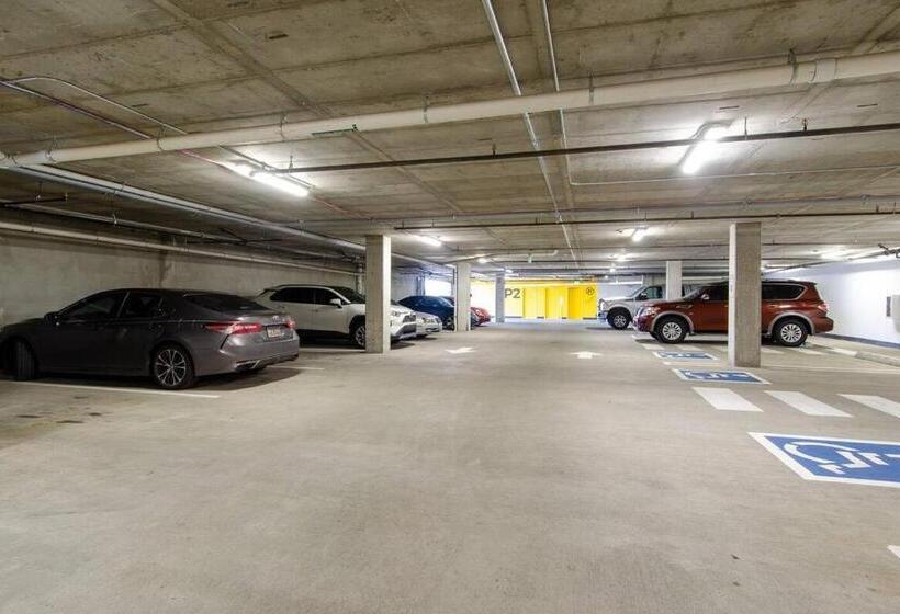 Spacioustwo Bdrm2bathrmlaundrygympaid Parking