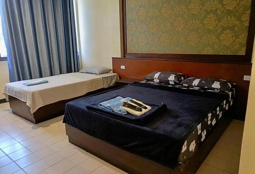 Общежитие 978 Chidlom At Jomtien