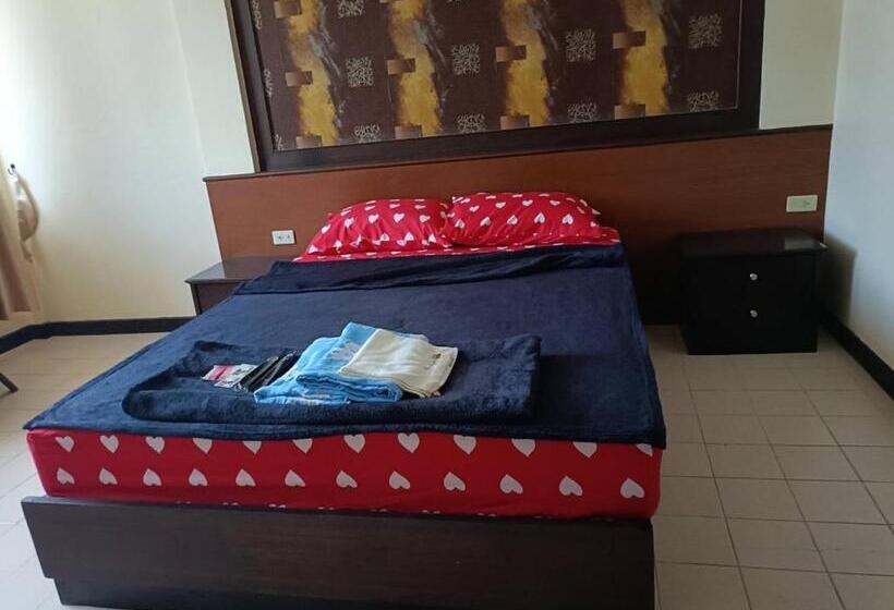 Общежитие 978 Chidlom At Jomtien