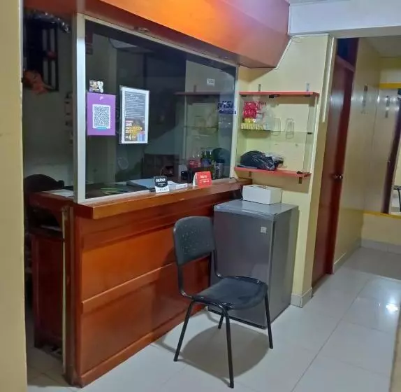 ユースホステル Hostal Cix   Chiclayo