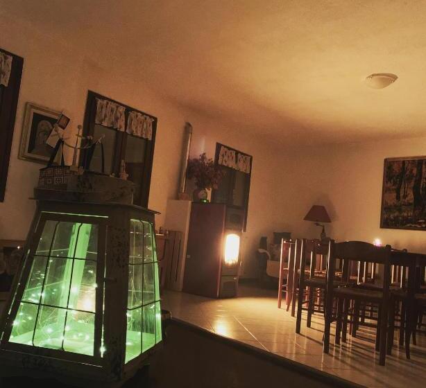 הוסטל Leo Anfosso