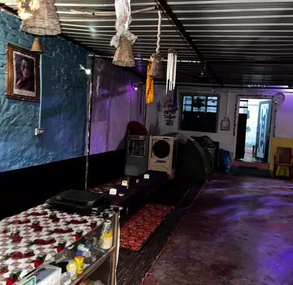 Baba Hostel