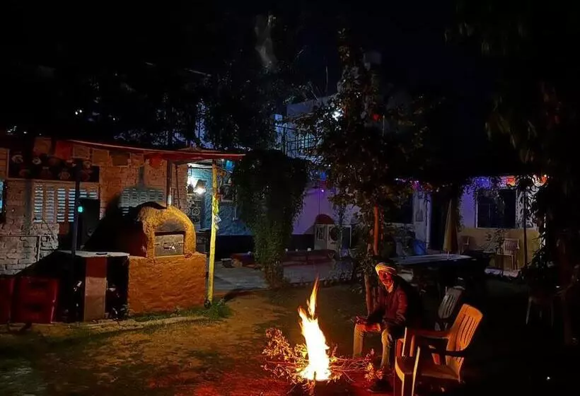 Baba Hostel