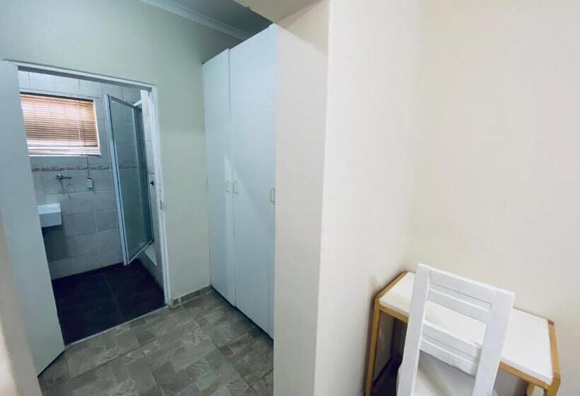 تختخواب و صبحانه Comfort Home Bnb