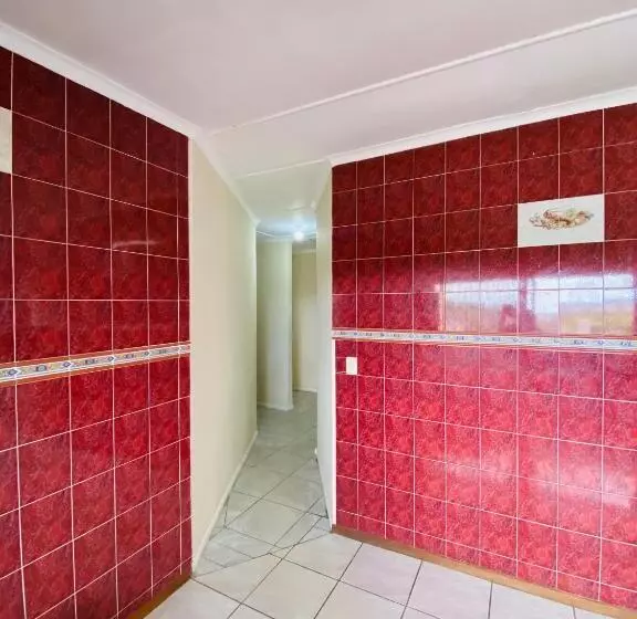 تختخواب و صبحانه Comfort Home Bnb