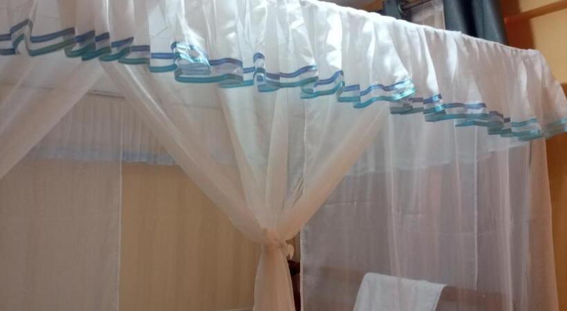 تختخواب و صبحانه The White Rock 2023