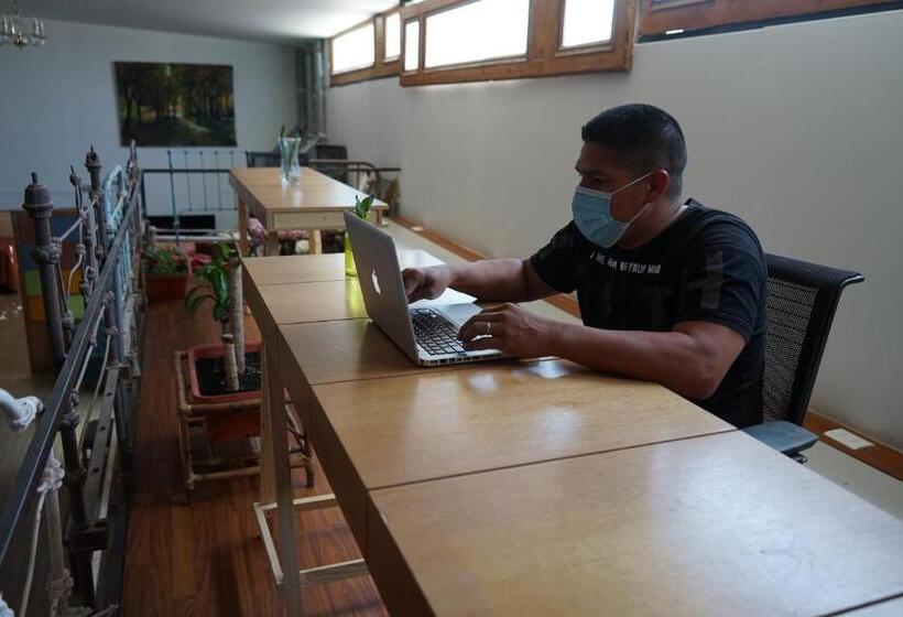 ホテル Chachawarmi Estación