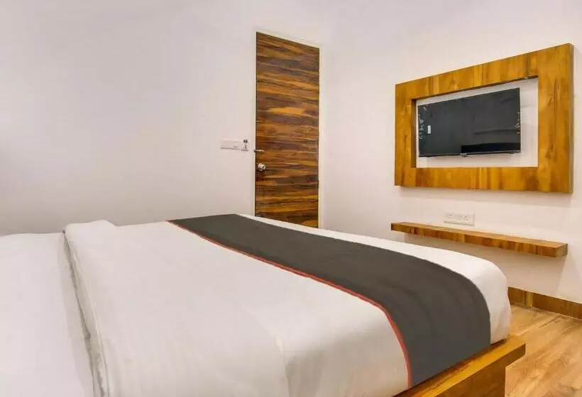 Hotelli Collection O Amar Villa