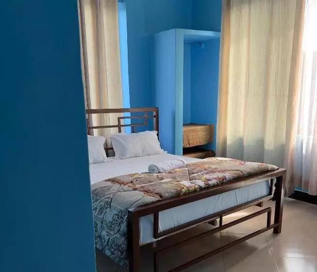 هتل Kilimanjaro Smiley Inn