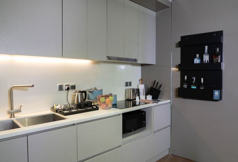 فندق Oakwood Makati Avenue