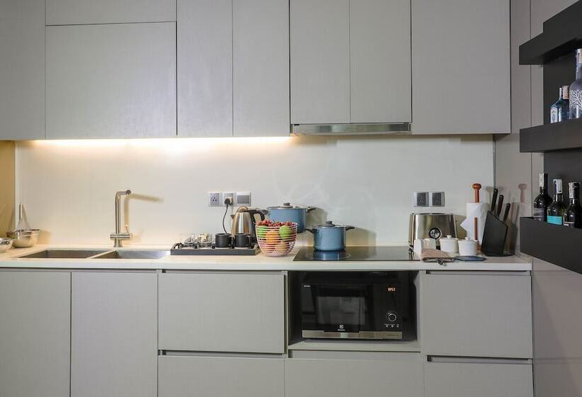 فندق Oakwood Makati Avenue