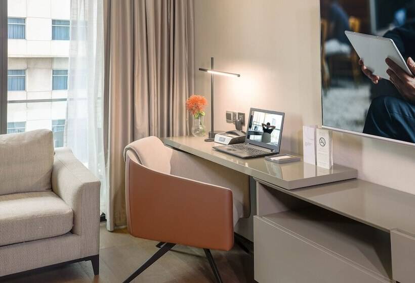 فندق Oakwood Makati Avenue