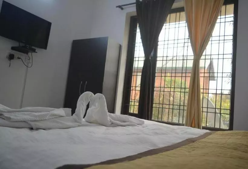ホテル Upvan Inn Bhimtal