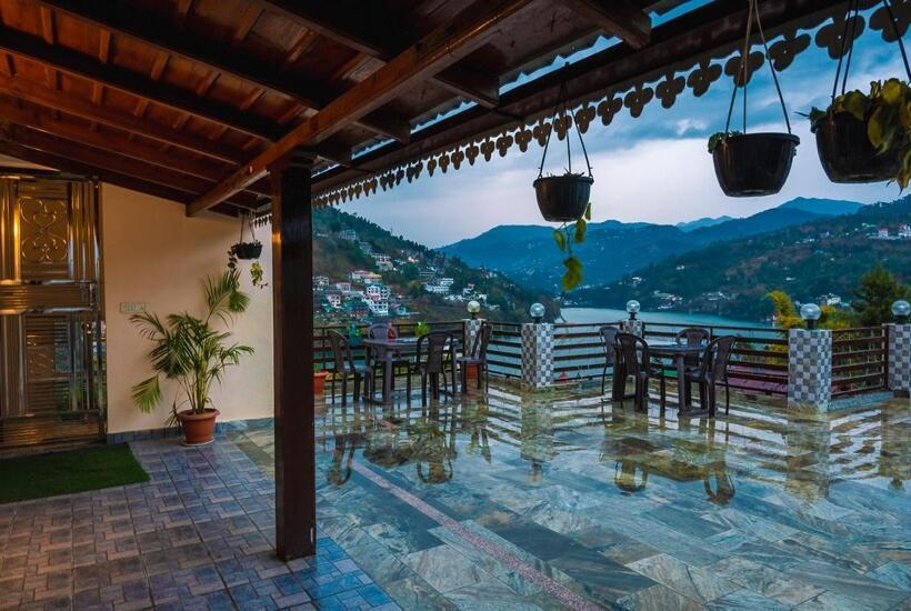 בית מלון כפרי Upvan Inn Bhimtal