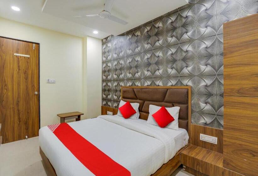 Oyo Hotel Vinayak
