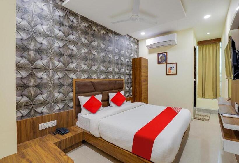 Oyo Hotel Vinayak