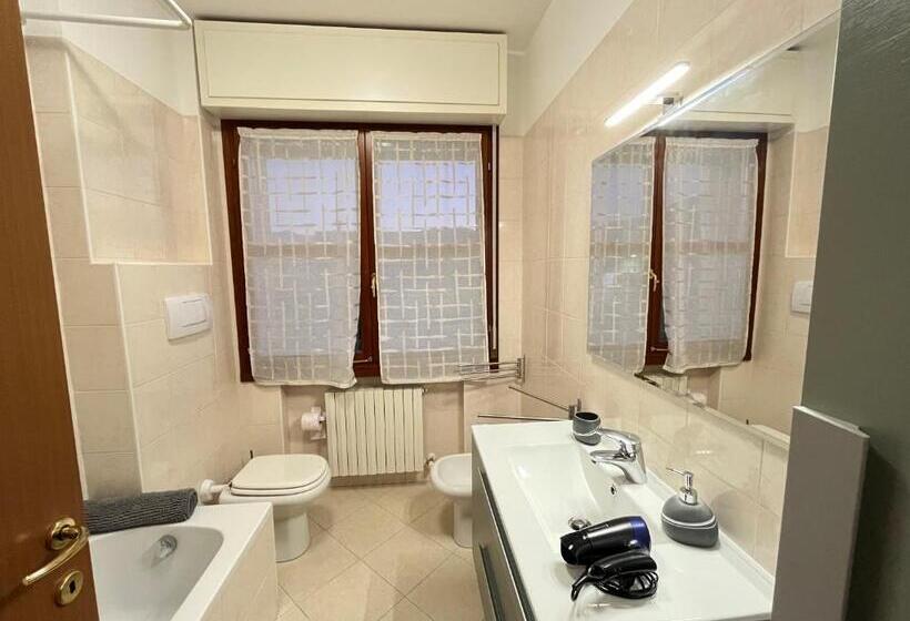 ペンション Appartamento Tufo 10min Dalla Rocchetta Mattei