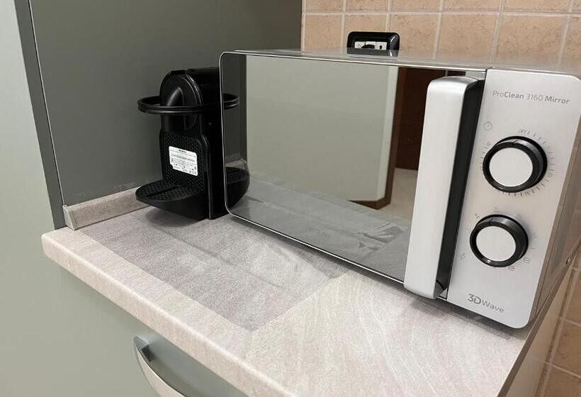 ペンション Appartamento Tufo 10min Dalla Rocchetta Mattei