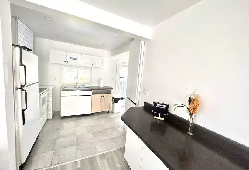 Majatalo Aubin Paradise Housing