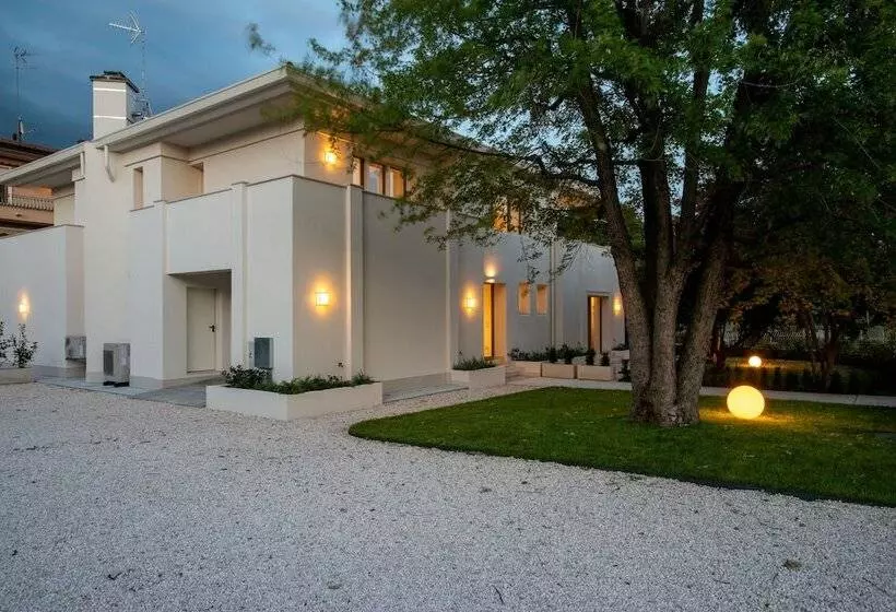 Majatalo Casa Dp