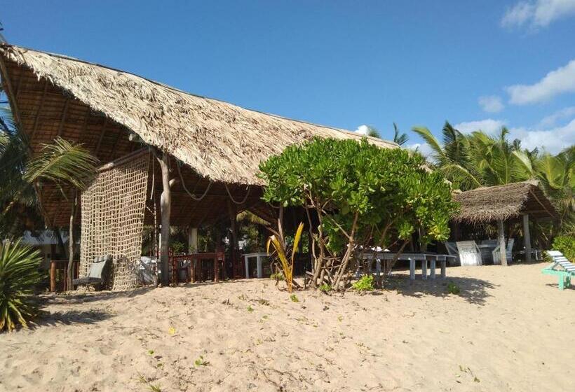 Lomakeskus Opera Beach Inn