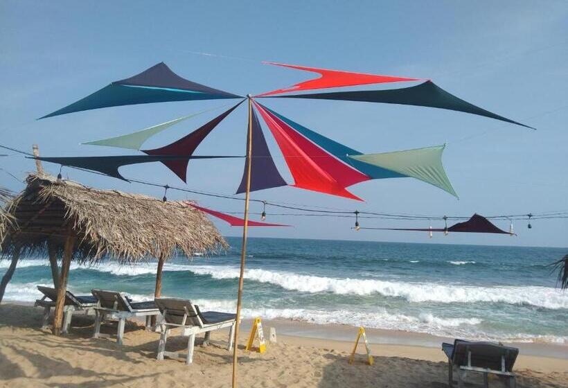 Lomakeskus Opera Beach Inn