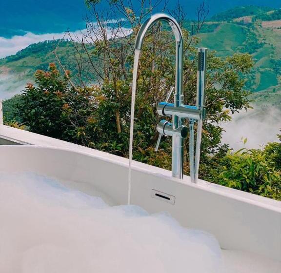 Bed and Breakfast La Montagne Doi Chang