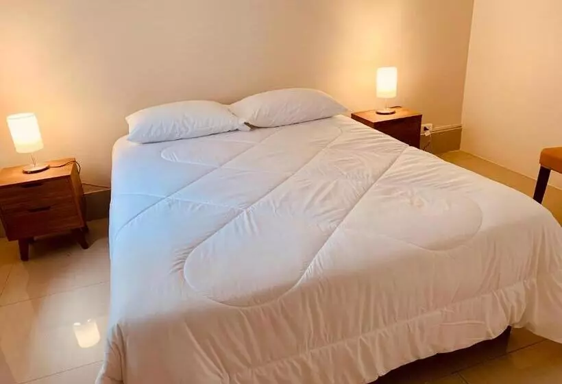 ベッドアンドブレックファースト Península Hostel & Coffee