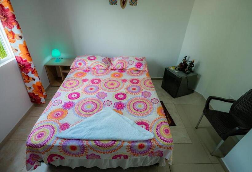 Bed and Breakfast P.n Manchineel Road Providence Island Ecorelax