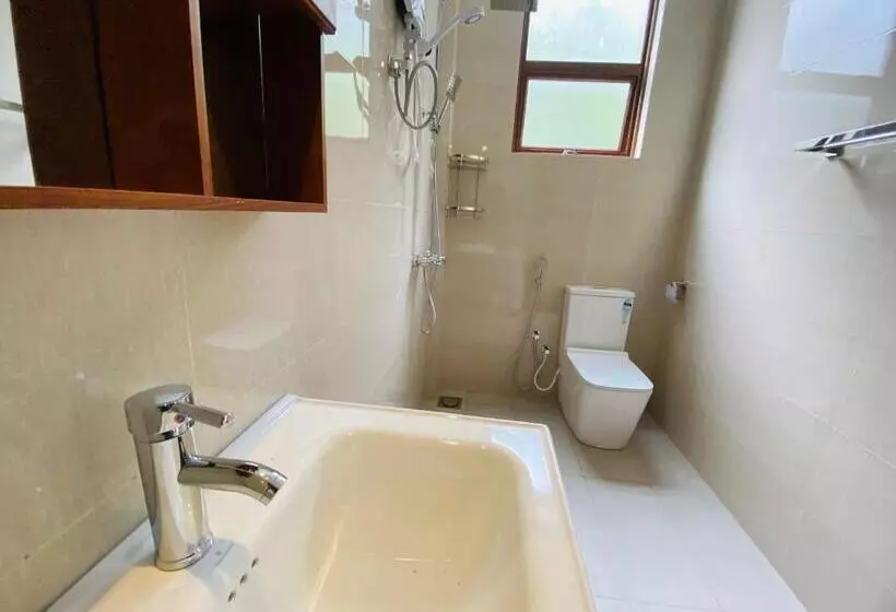 هتل Aurelia Inn