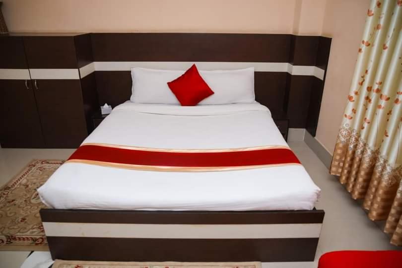 هتل Doleshwor Village Resort & Farm House Pvt. Ltd