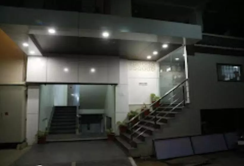 Hotelli Gopala Palace Ballarpur