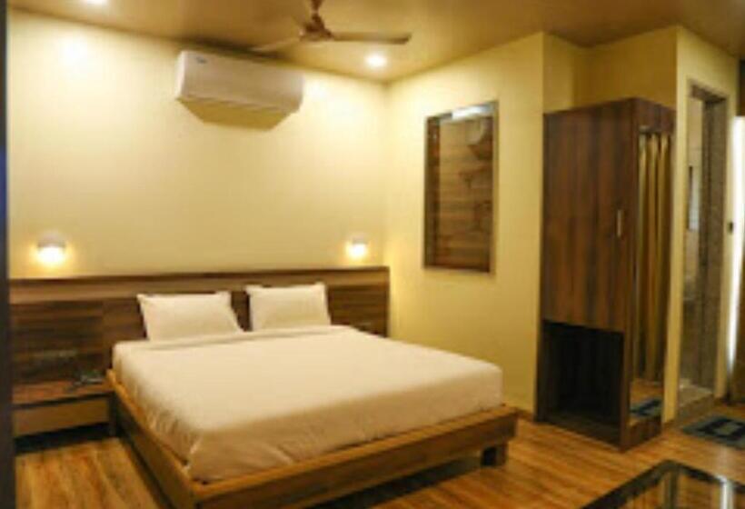 Hotel Gopala Palace Ballarpur