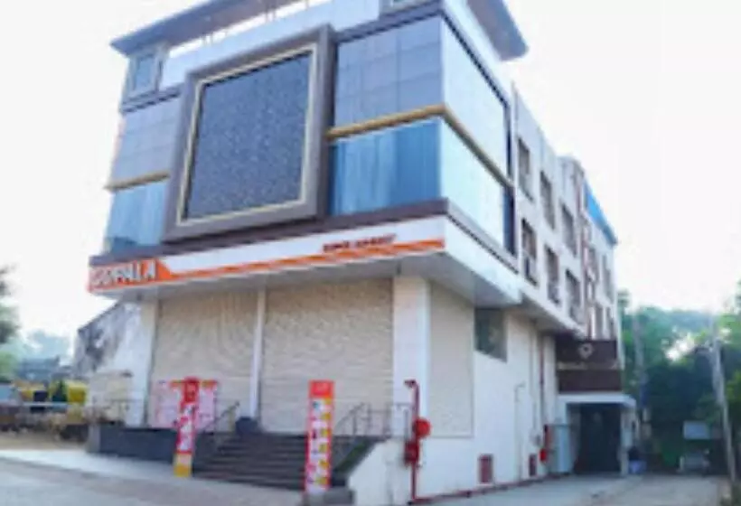 Hotelli Gopala Palace Ballarpur