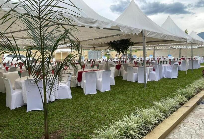 酒店 Kinindo Light