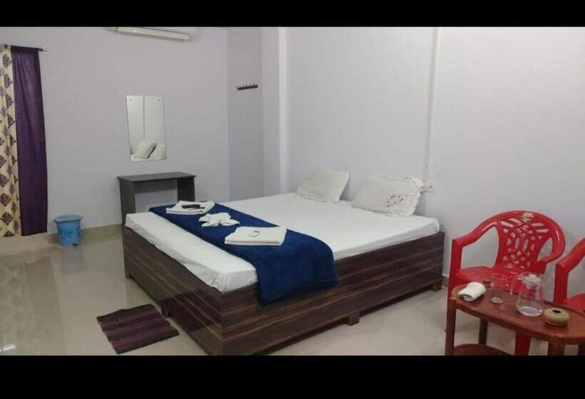 هتل Mallick Palace