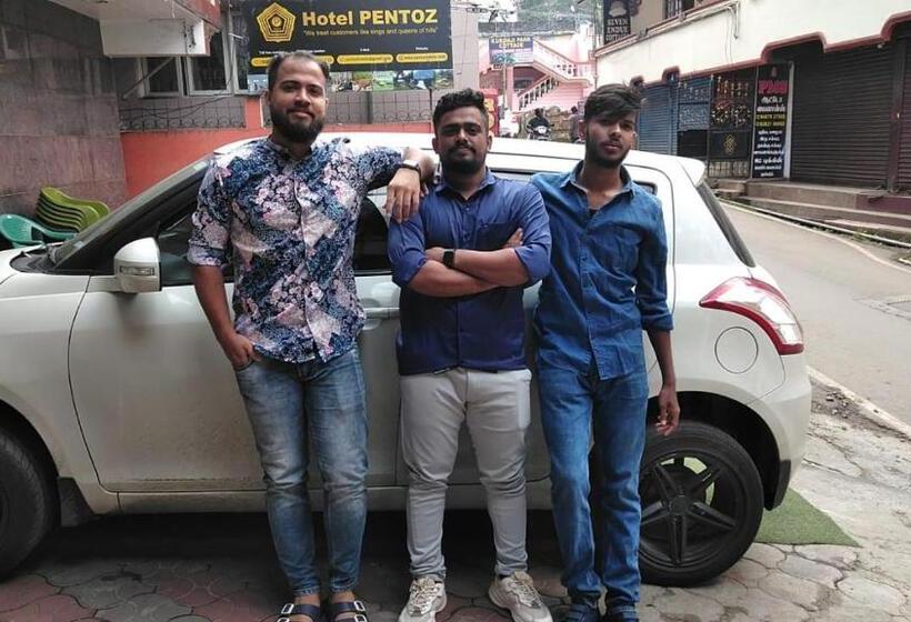 ホテル Pentoz   Charing Cross, Ooty