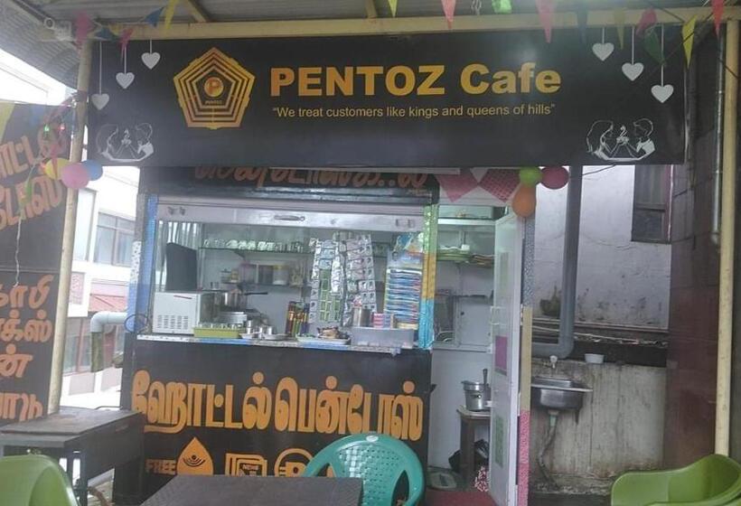ホテル Pentoz   Charing Cross, Ooty
