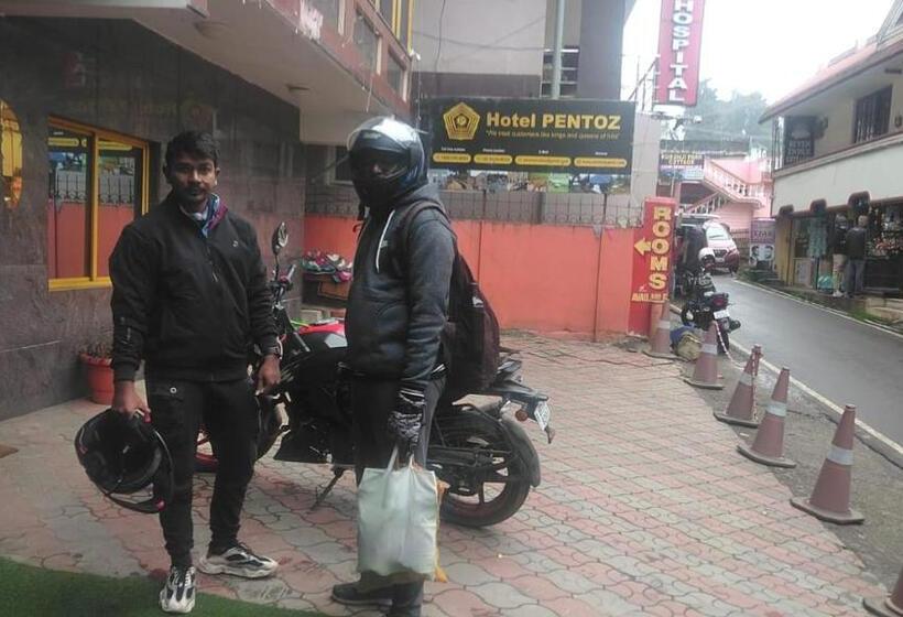 ホテル Pentoz   Charing Cross, Ooty
