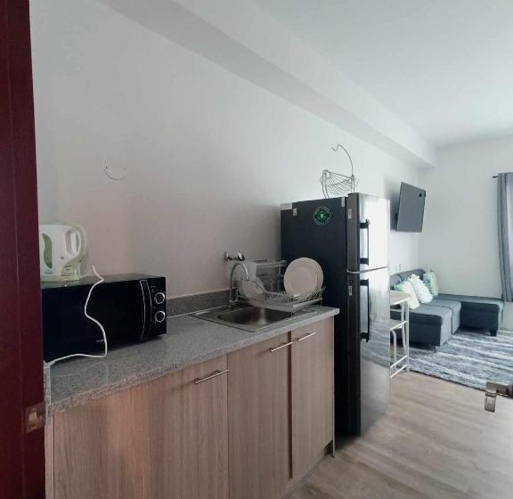 Mesavirre Garden Residences