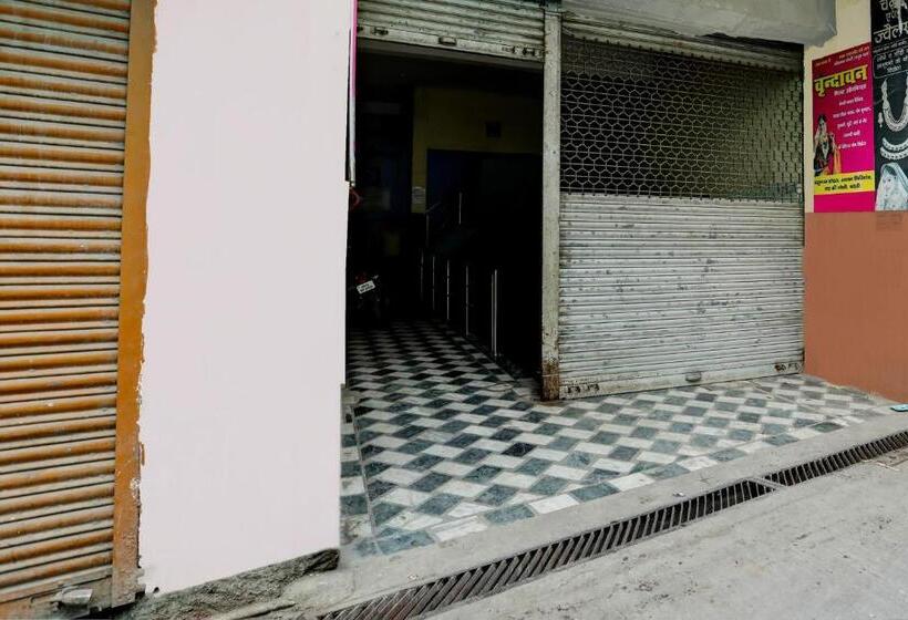 Oyo Flagship Hotel Vasundhara Heights