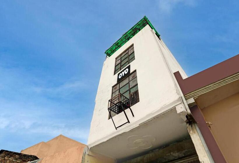 Oyo Flagship Hotel Vasundhara Heights